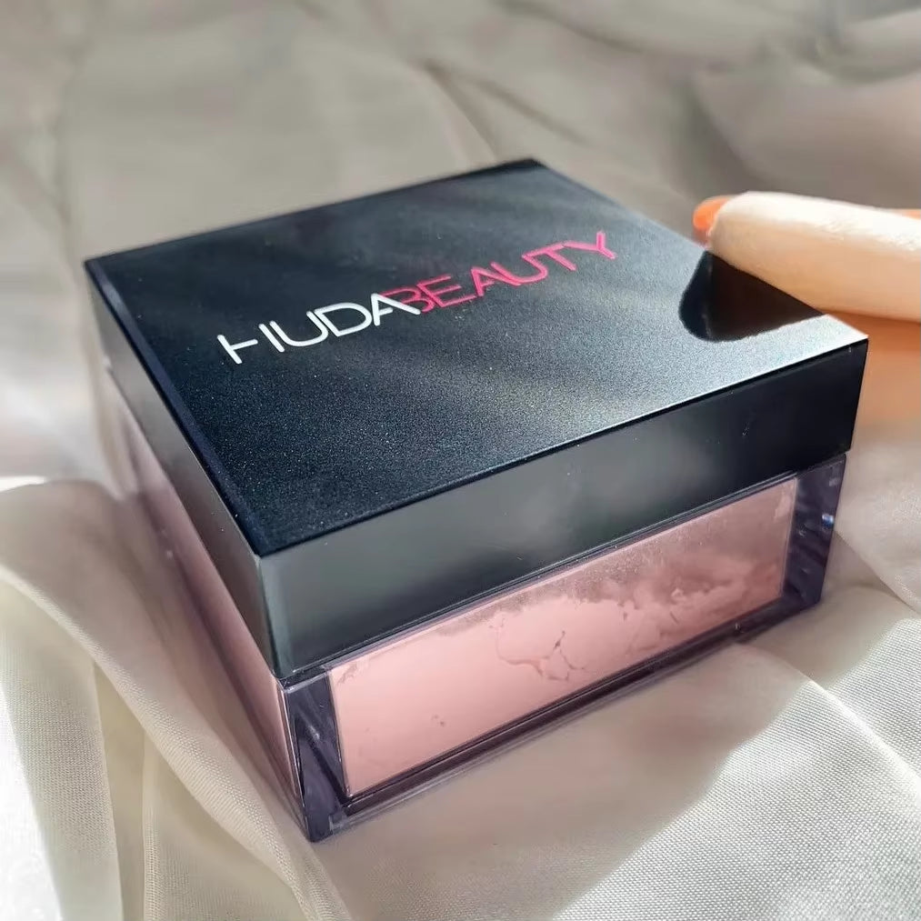 Huda Beauty Matte Baking Powder