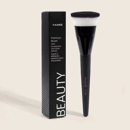 Achieve Flawless Skin with the Flat Round Foundation Brush - Your Essential Makeup Tool for Perfect Blending and Application