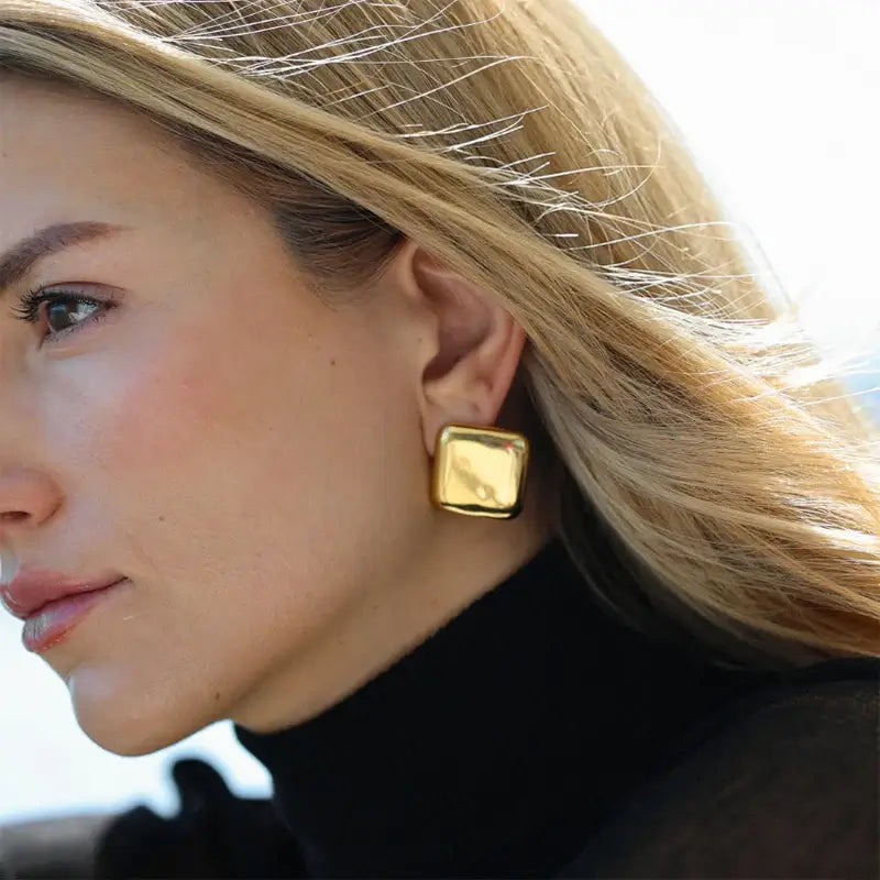 Imen Beauty Gold Geometric Earrings