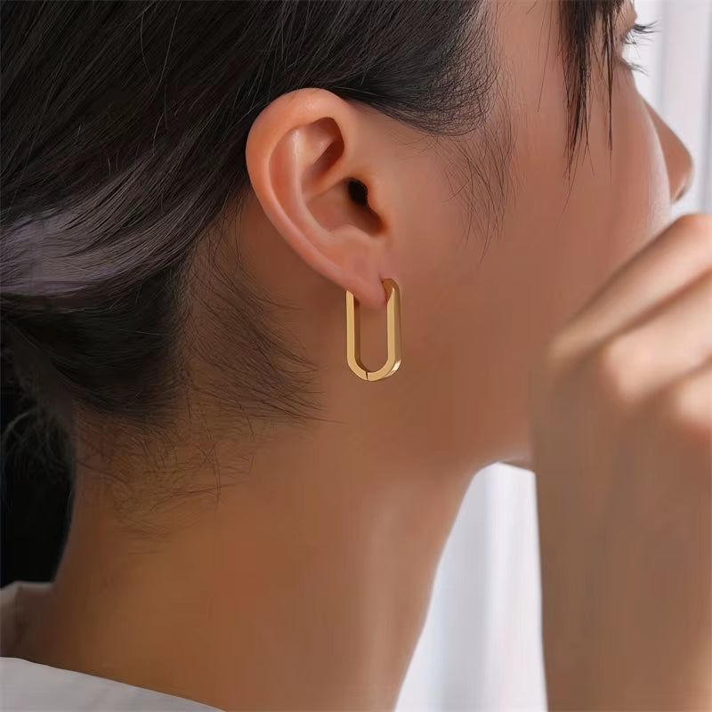 Imen Beauty Gold Square Hoop Earrings